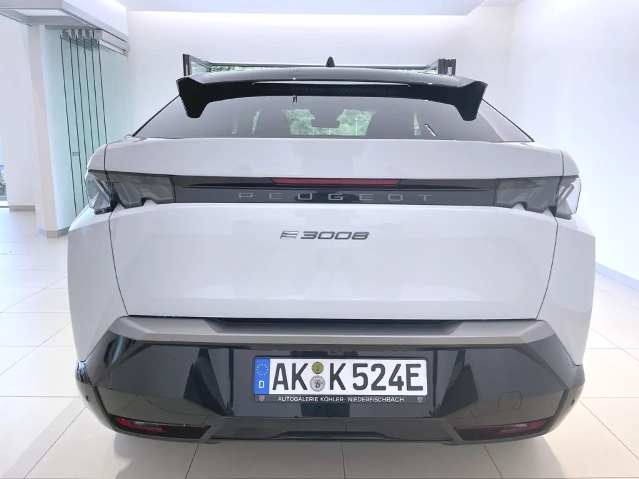 Peugeot 3008 GT Elektro 210 Navi Leder Massage Kamera — Galerie du véhicule 4