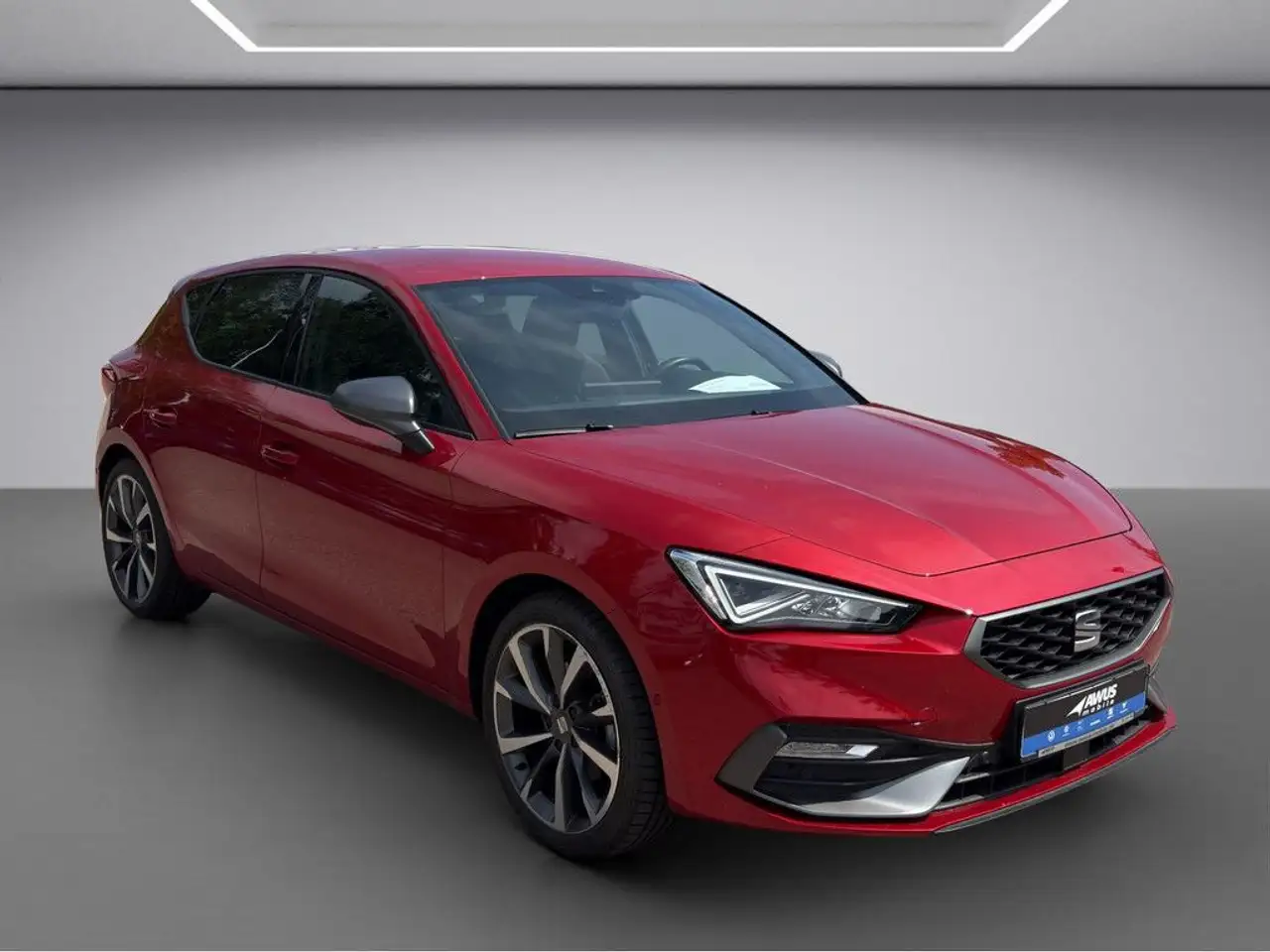 SEAT Leon 1.0eTSI DSG FR — Vehicle gallery 8
