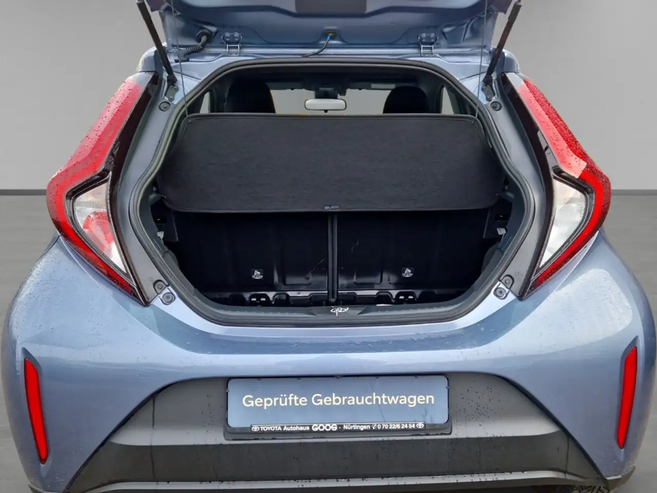 Toyota Aygo X Business Edition Apple CarPlay Android Auto Musiks — Vehicle gallery 9