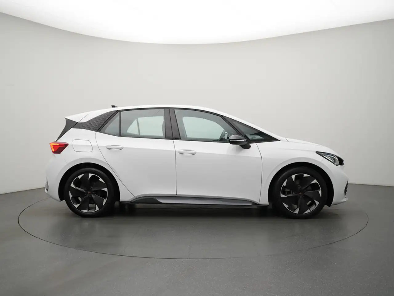 CUPRA Born 170 58kWh VIRT CARPLAY SHZ LED PDC KLIMA — Galerie du véhicule 3