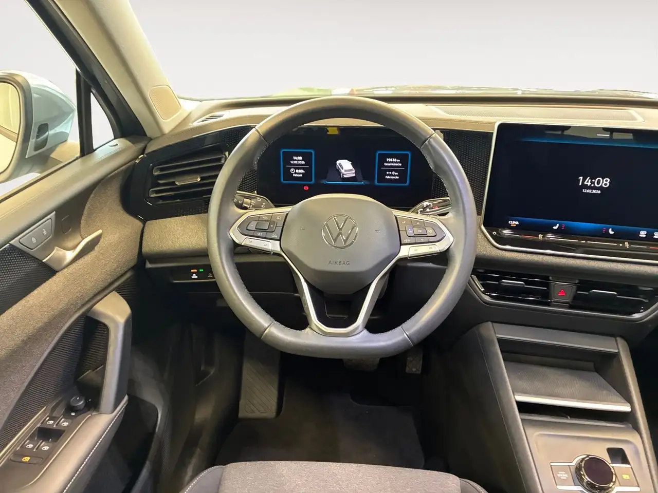 Volkswagen Tiguan 1.5 eTSI DSG *AHK*Kamera*Navi*+3J. Garant — معرض صور السيارة 13