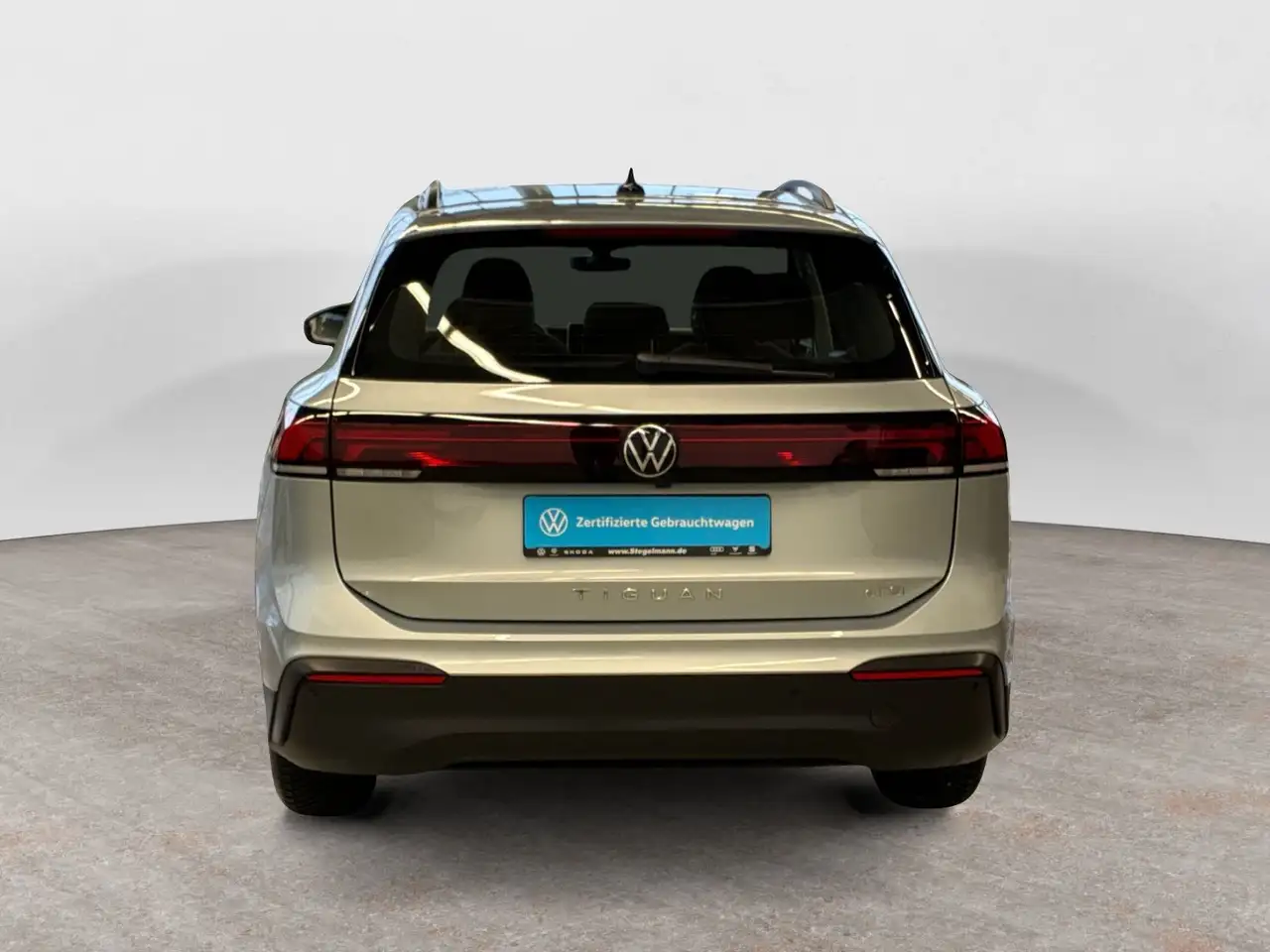 Volkswagen Tiguan 1.5 eTSI DSG *AHK*Kamera*Navi*+3J. Garant — معرض صور السيارة 5