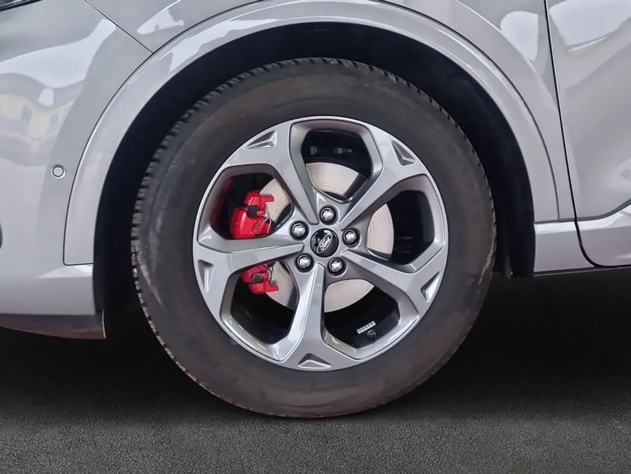 Ford Kuga 1.5 EcoBoost ST-LINE X — Galerie du véhicule 7