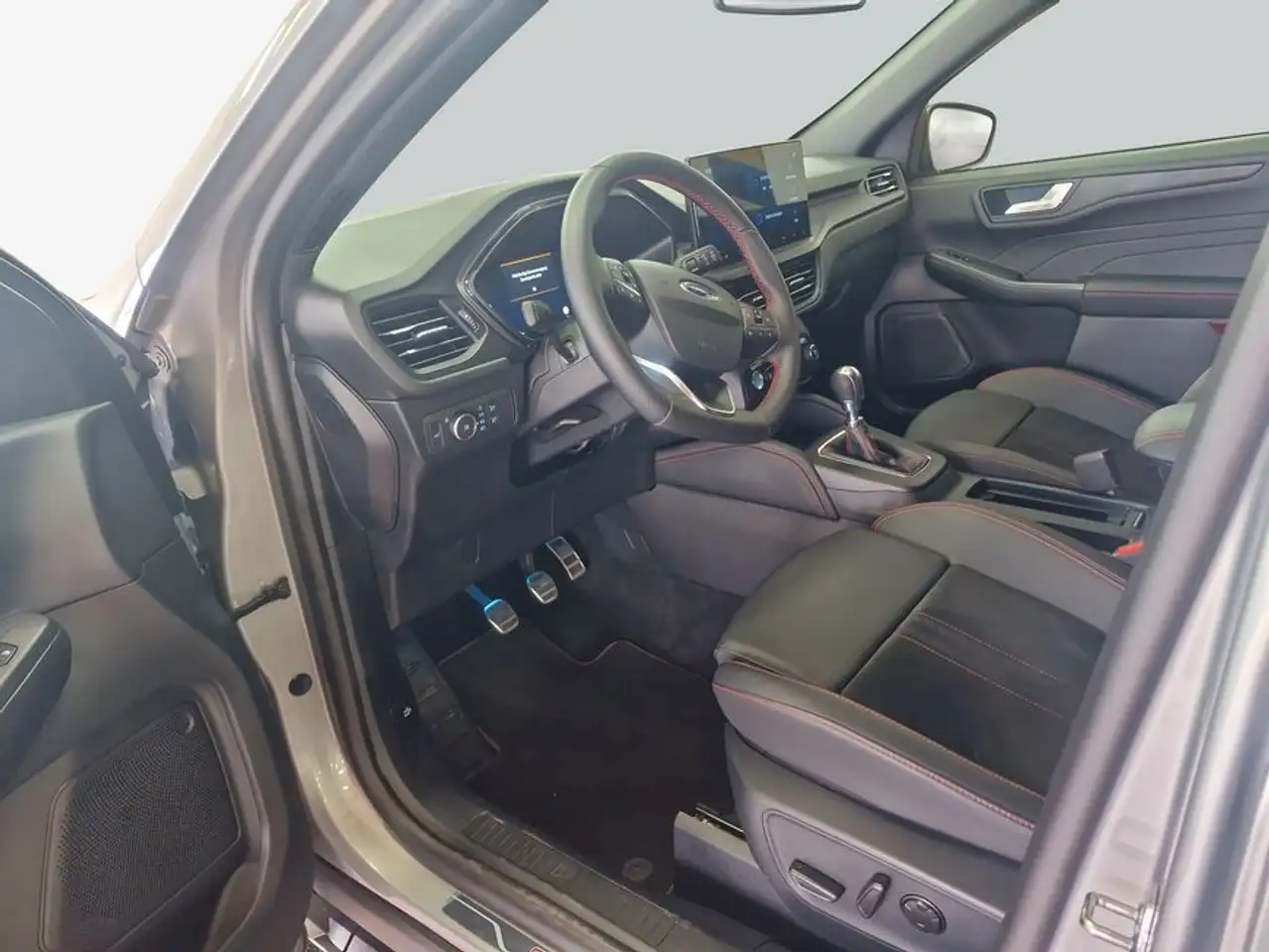 Ford Kuga 1.5 EcoBoost ST-LINE X — Galerie du véhicule 9