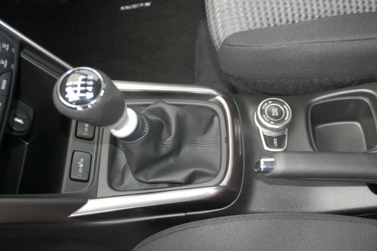 Suzuki S-Cross 1.4 Comfort Allgrip Hybrid inkl. AHK — Galerie du véhicule 21