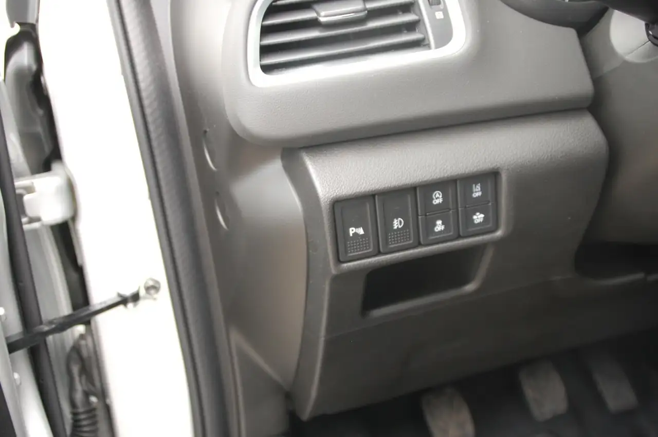 Suzuki S-Cross 1.4 Comfort Allgrip Hybrid inkl. AHK — Galerie du véhicule 19