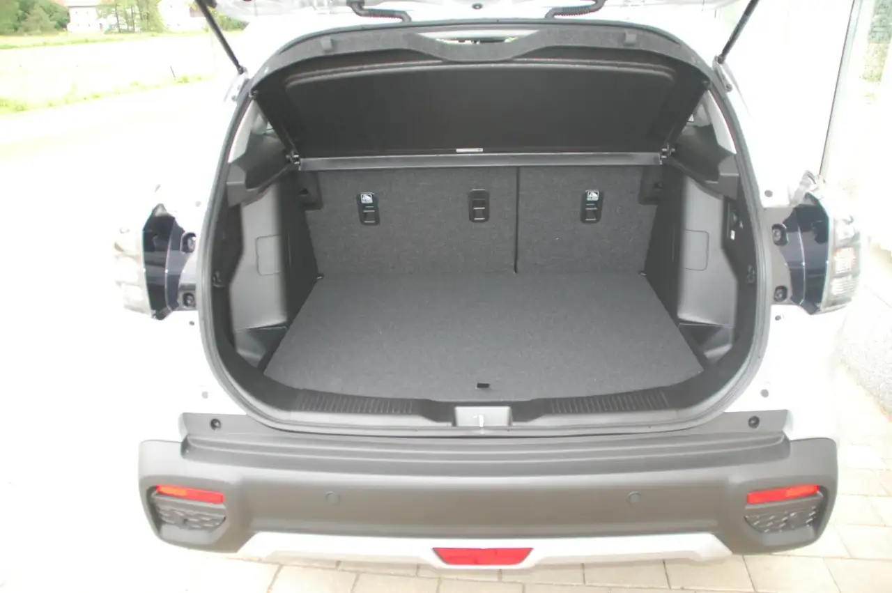 Suzuki S-Cross 1.4 Comfort Allgrip Hybrid inkl. AHK — Galerie du véhicule 13