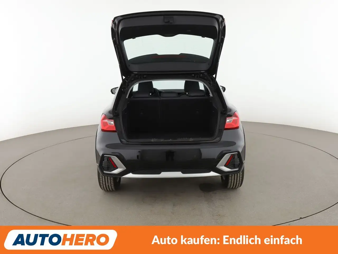 Audi A1 30 TFSI Aut.*PDC*SHZ*ALU* — Vehicle gallery 16