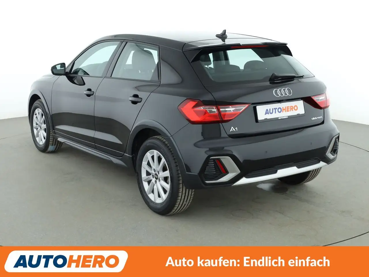 Audi A1 30 TFSI Aut.*PDC*SHZ*ALU* — Vehicle gallery 4