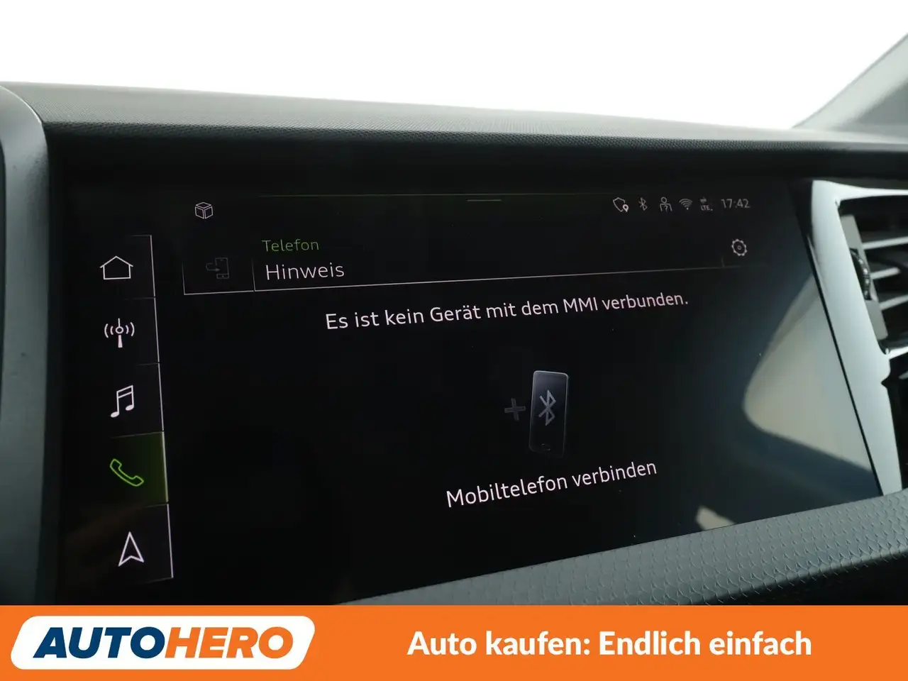 Audi A1 30 TFSI Aut.*PDC*SHZ*ALU* — Vehicle gallery 23
