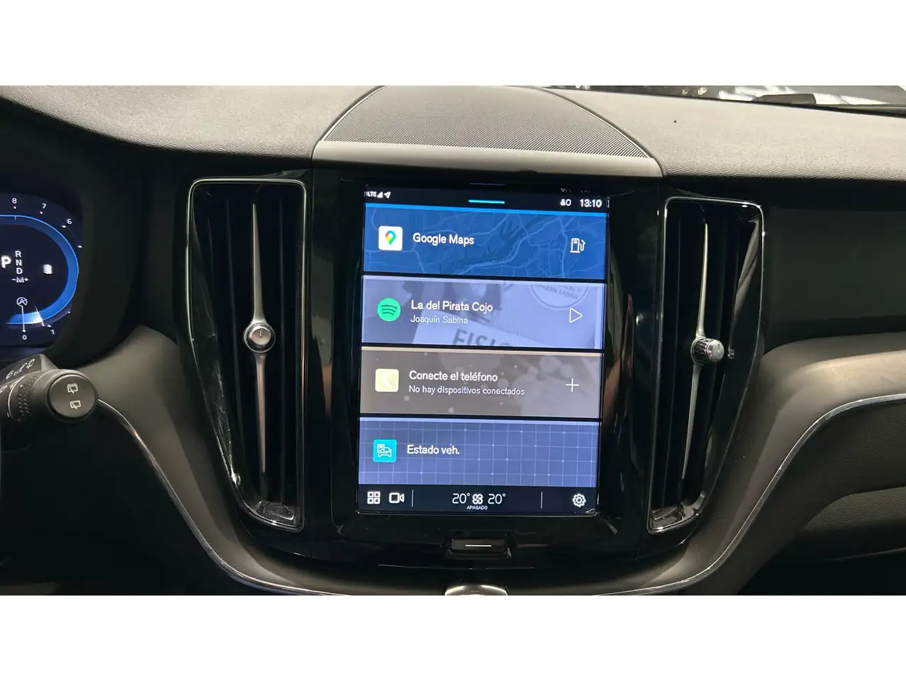 Volvo XC60 B4 Essential FWD Aut. — Galerie du véhicule 26