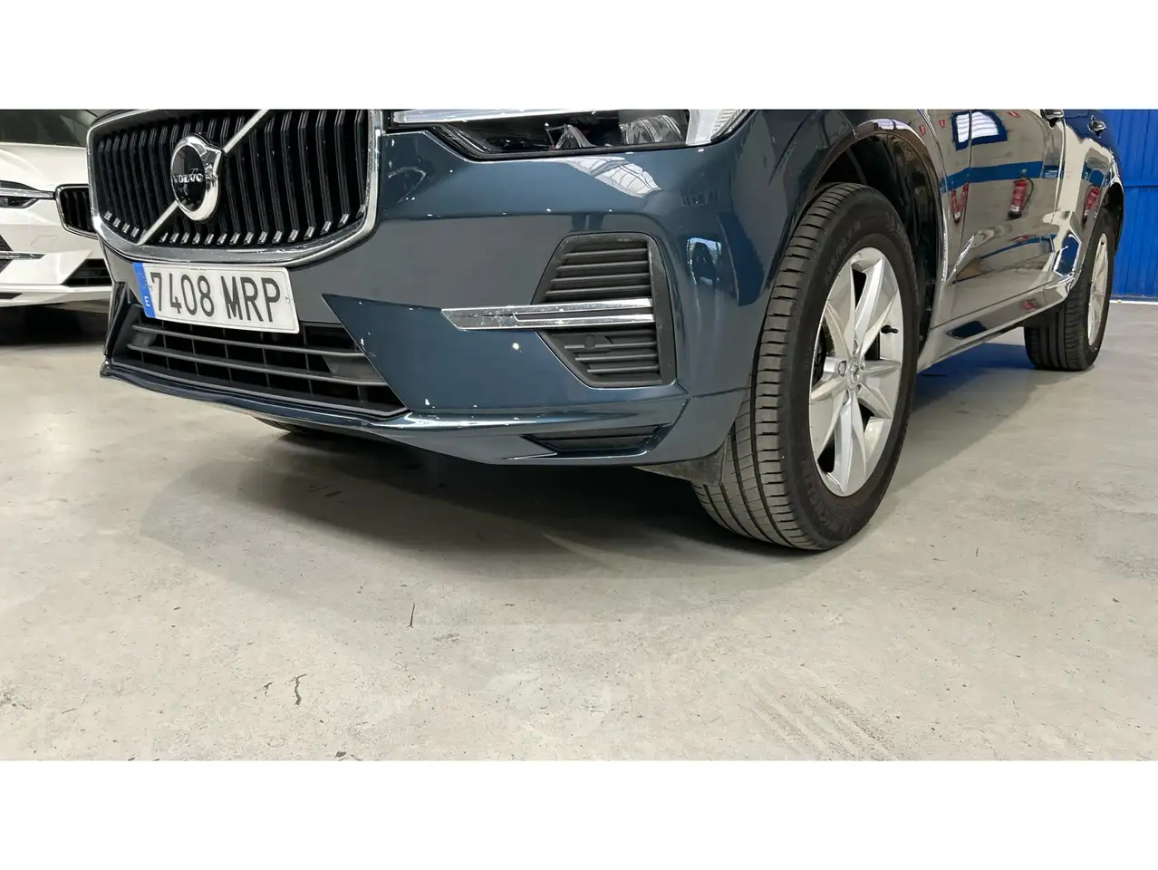 Volvo XC60 B4 Essential FWD Aut. — Galerie du véhicule 29