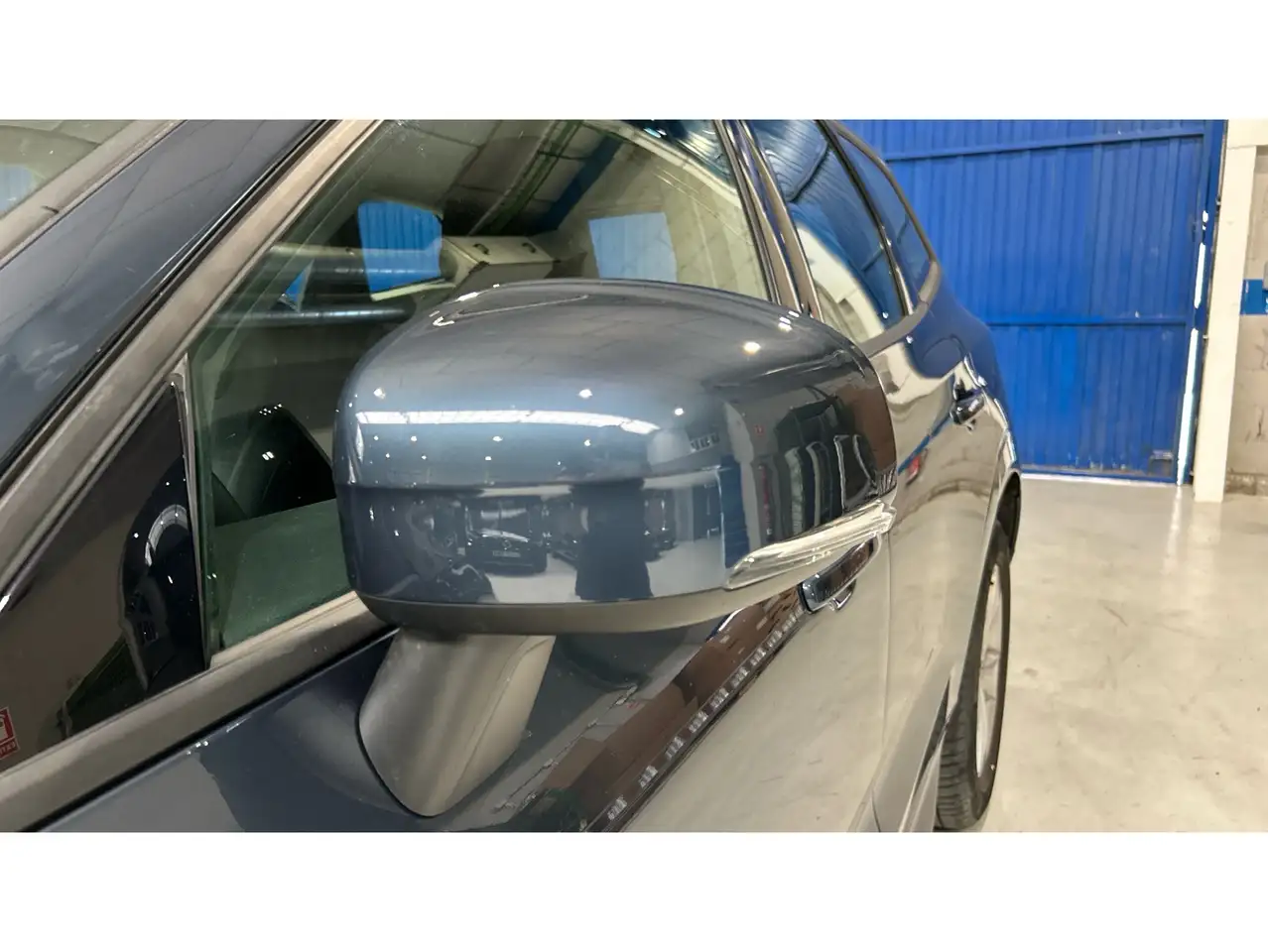 Volvo XC60 B4 Essential FWD Aut. — Galerie du véhicule 30