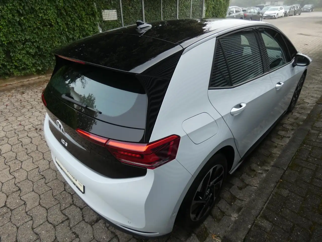 Volkswagen ID.3 Pro LED Navi SHZ RKamera PDC ACC AKlima Klima — Galería del vehículo 7