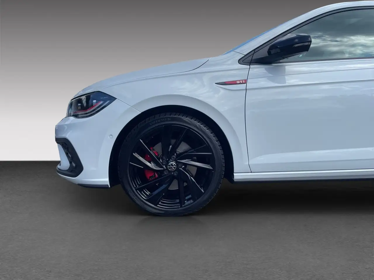 Volkswagen Polo GTI Edition 25 2.0 TSI DSG IQ.DRIVE+PANO — Galería del vehículo 8