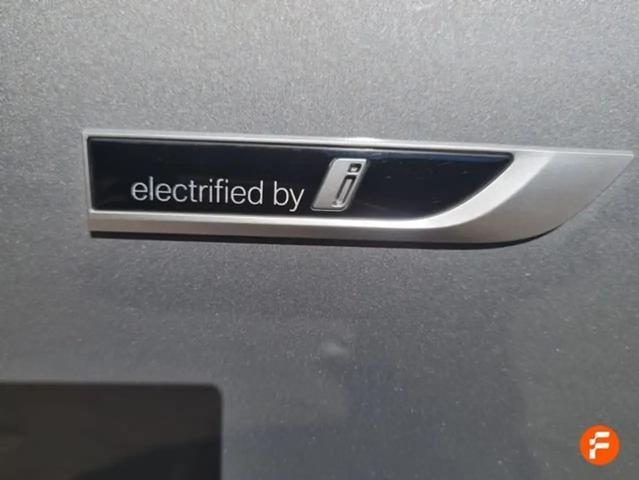 BMW 320 320e — Vehicle gallery 8