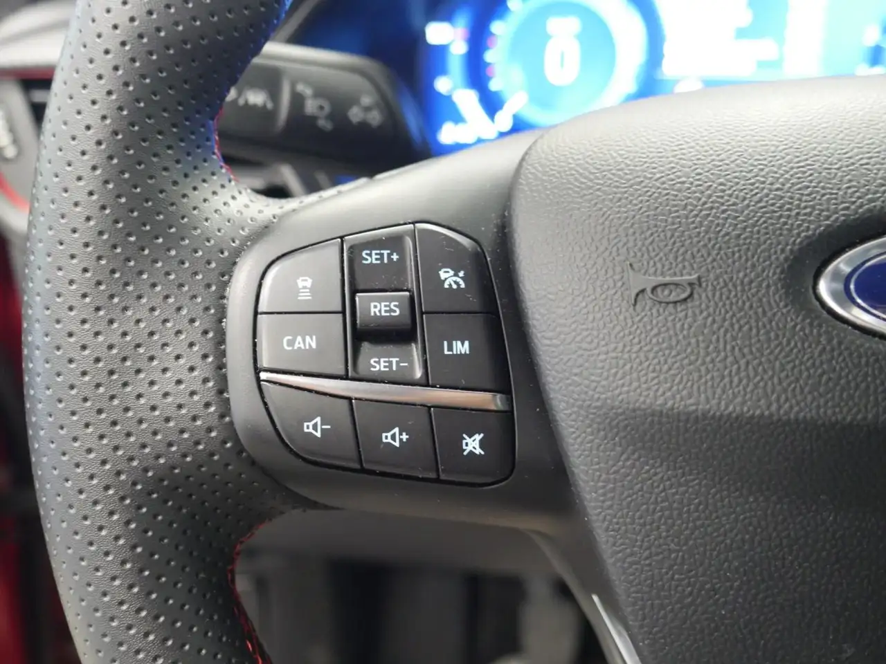Ford Puma 1.0 EcoBoost MHEV ST-Line X 125 — معرض صور السيارة 10