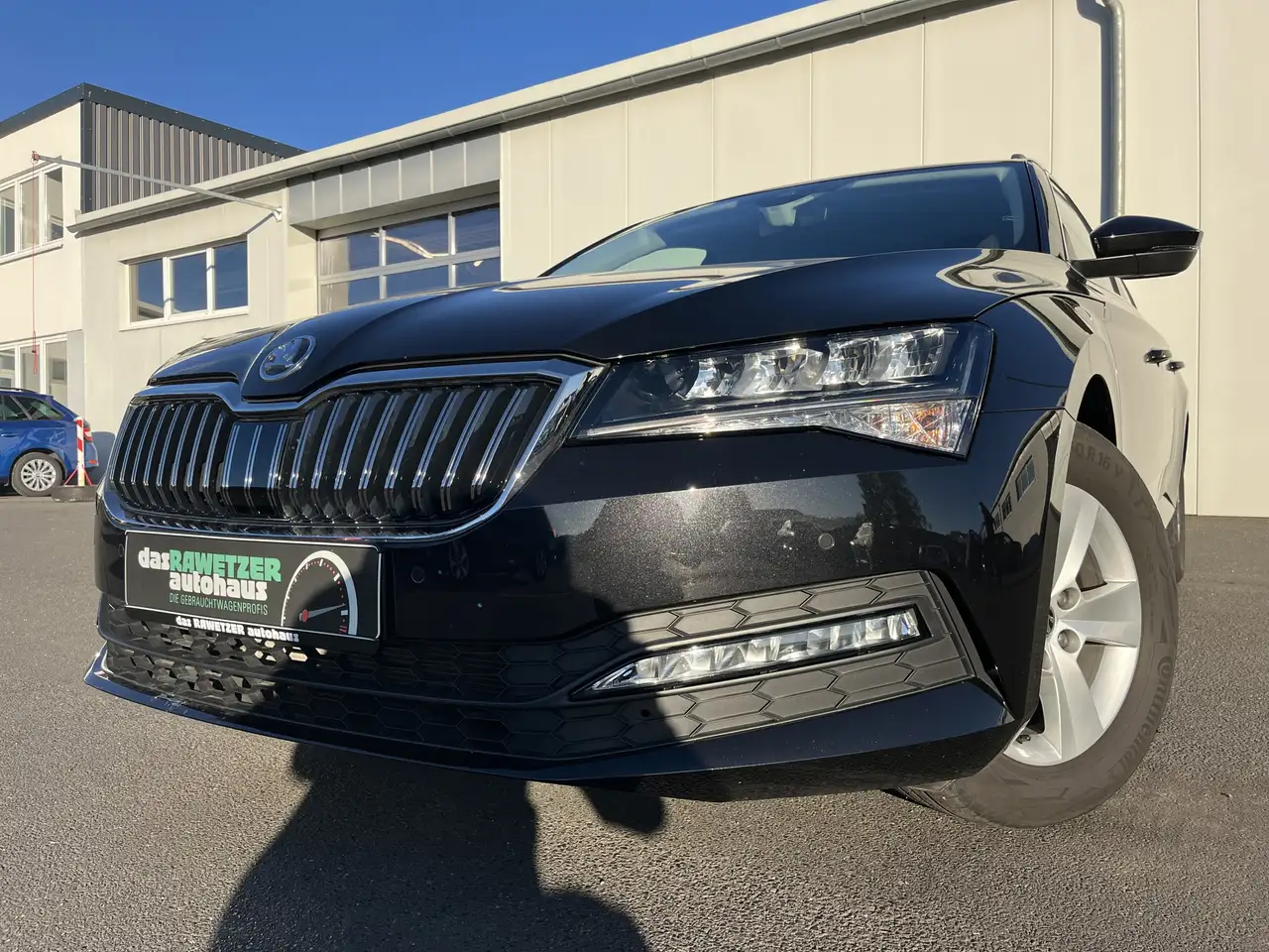 Skoda Superb Combi 1.5 TSI DSG Ambition Navi SHZ ACC LED PDC DA — Marktredwitz