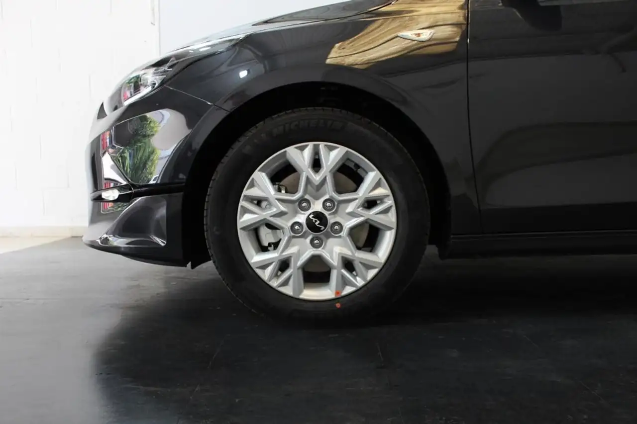 Kia Ceed / cee'd 1.6 MHEV iMT Eco-Dynamics Drive 136 — Galerie du véhicule 7