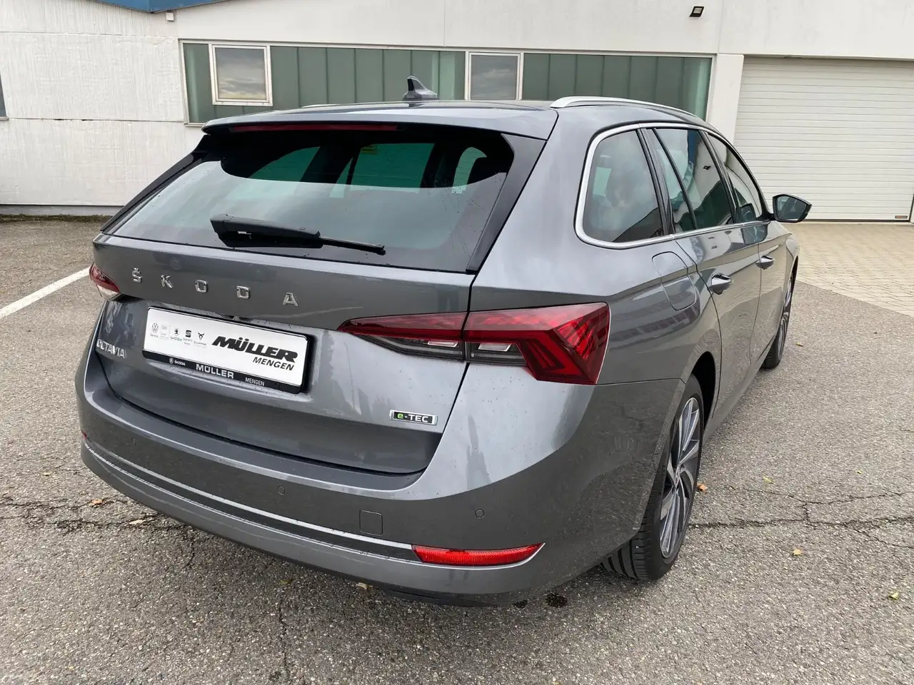 Skoda Octavia Combi 1,5 TSI DSG AHK/NAVI/KAMERA — Galerie du véhicule 4