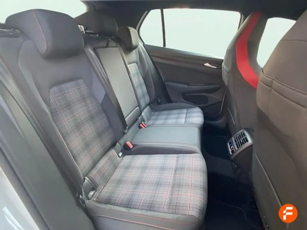 Volkswagen Golf GTI 2.0 TSI DSG 180kW — Galerie du véhicule 18