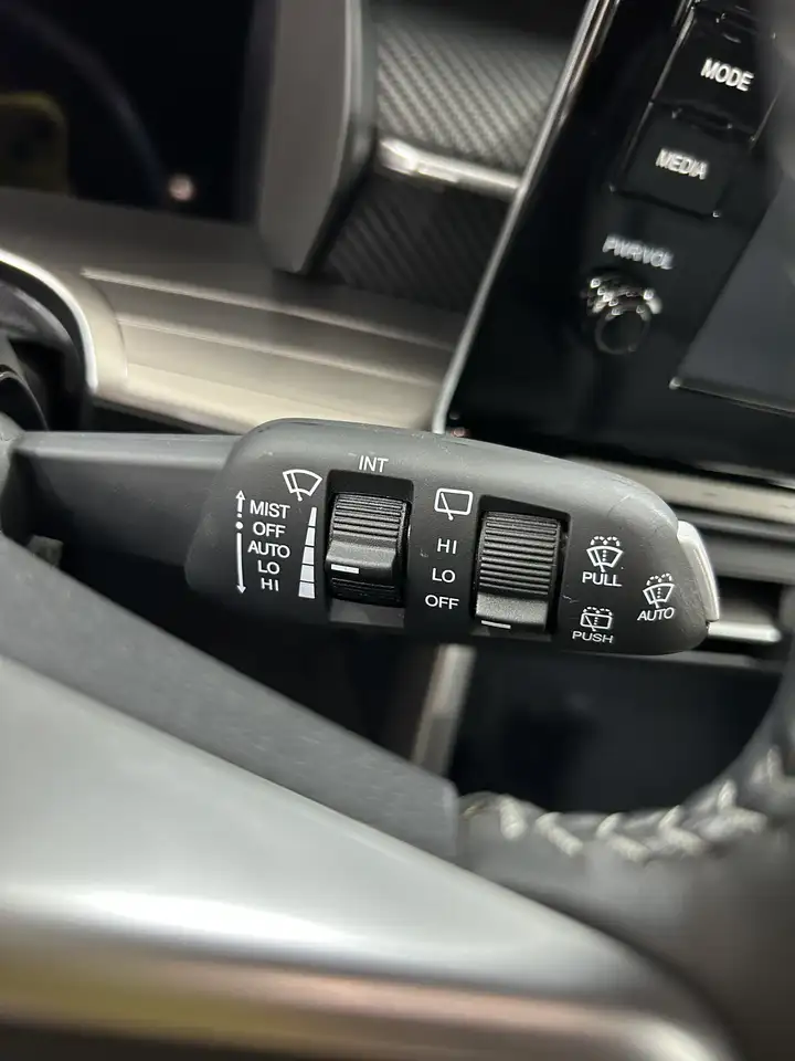 SsangYong Torres Carplay+DAB+PDC+KAM+SHZ+LED+Touch+DigiKom — معرض صور السيارة 27