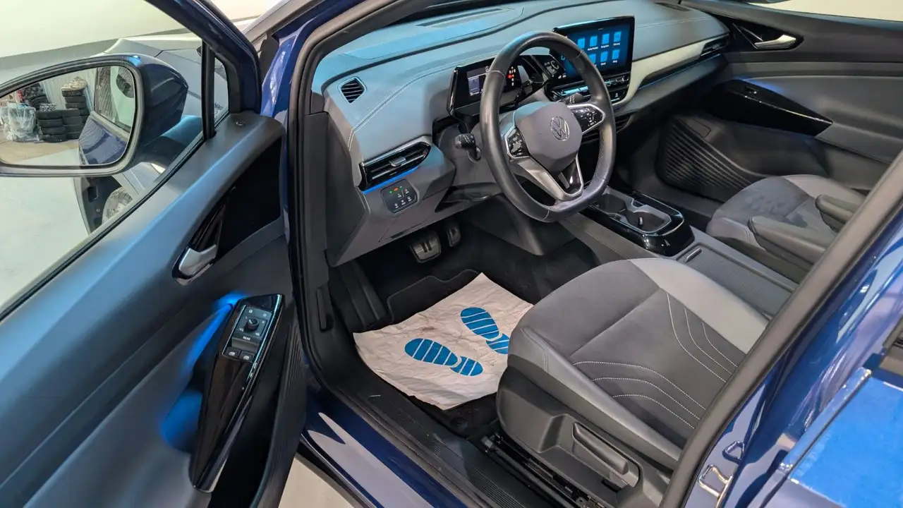 Volkswagen ID.4 Pure Performance 125 kW ACC*LANE*FRONT*SHZ — معرض صور السيارة 10