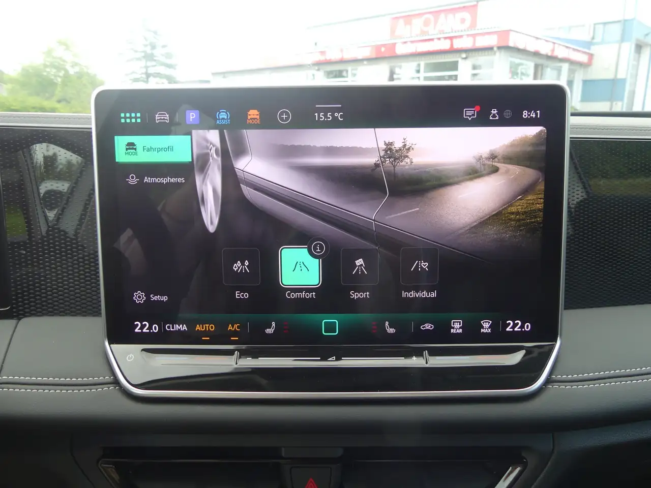 Volkswagen Tiguan 1.5 eTSI Goal LED Navi ACC 360° Totwinkel — معرض صور السيارة 16