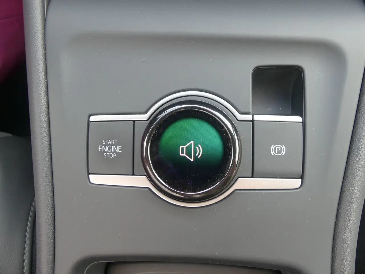 Volkswagen Tiguan 1.5 eTSI Goal LED Navi ACC 360° Totwinkel — معرض صور السيارة 27