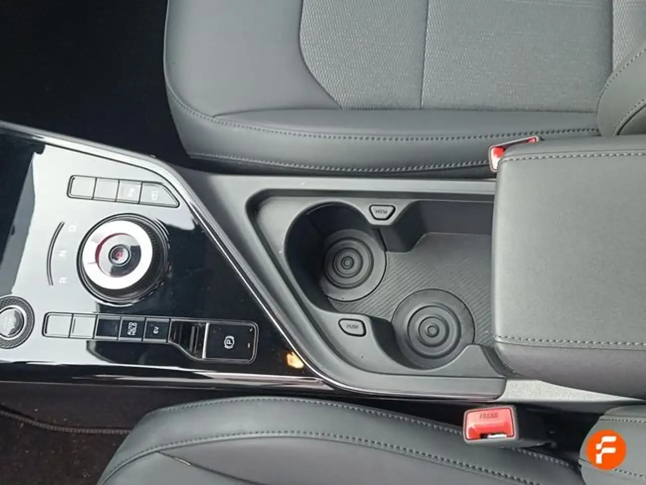 Kia Niro 1.6 PHEV Drive — Vehicle gallery 28