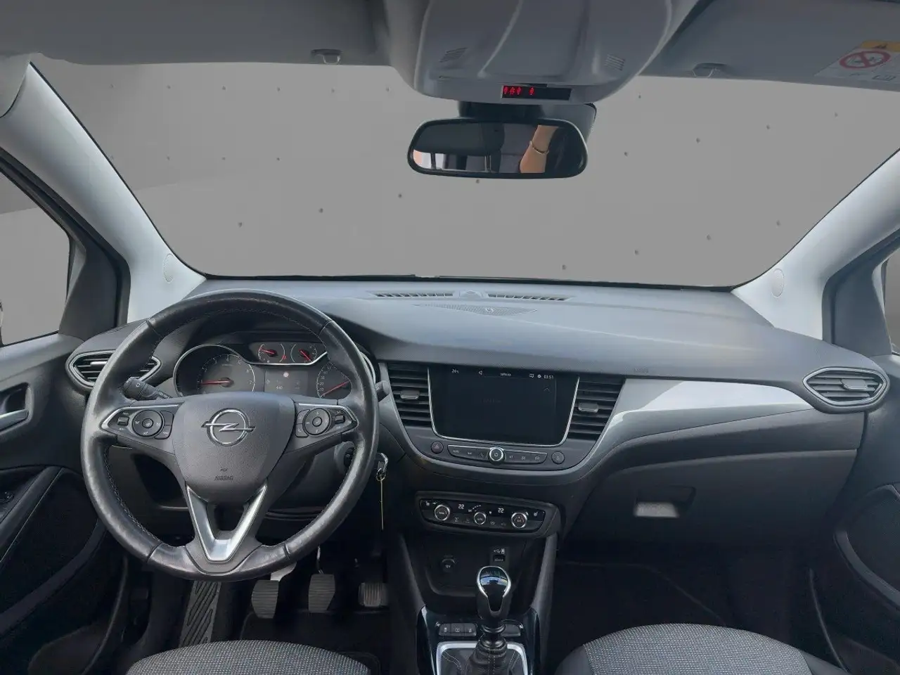 Opel Crossland 1.2 Elegance Navi Klima Allwetterreifen — معرض صور السيارة 9