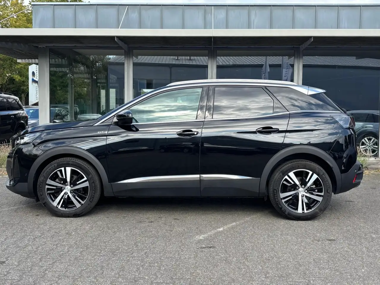 Peugeot 3008 GT AHK SHZ Kamera Carplay — معرض صور السيارة 4