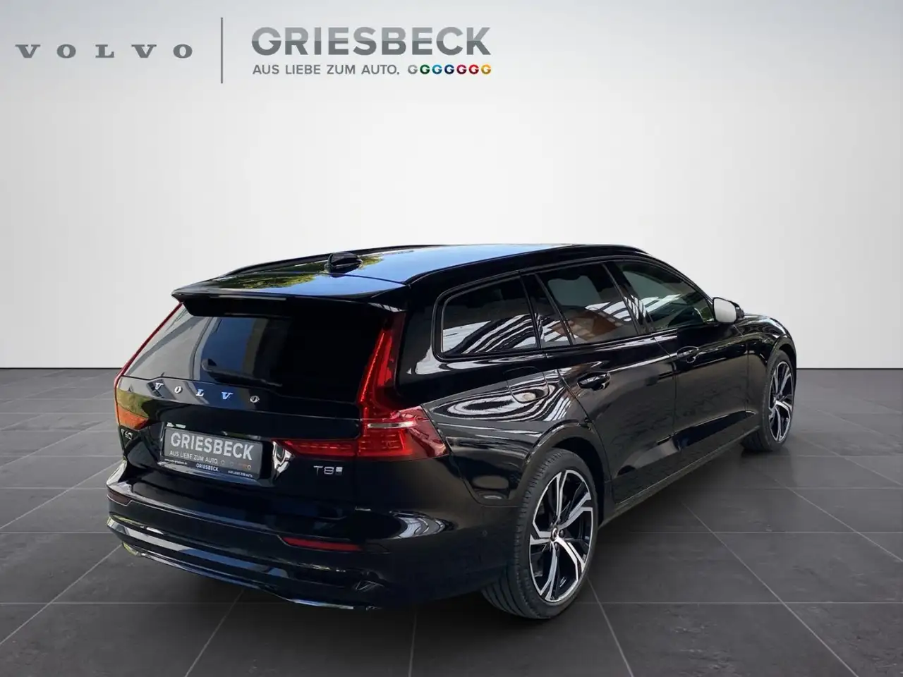 Volvo V60 Kombi T8 Plus Dark Recharge WiPa*LED*DAB* — Galería del vehículo 5