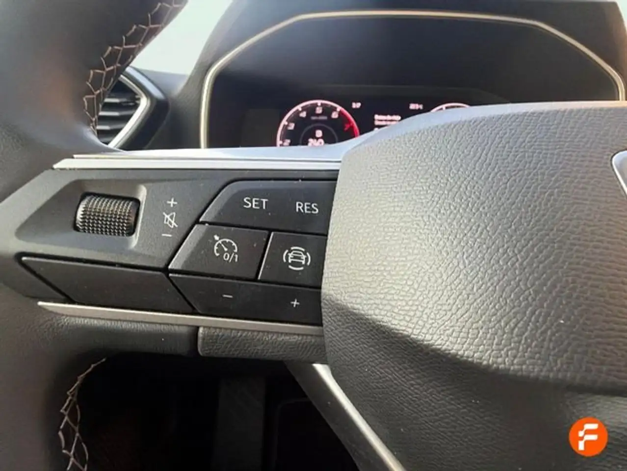 SEAT Leon 1.5 eTSI 110kW DSG S&S Style Special Ed — معرض صور السيارة 26