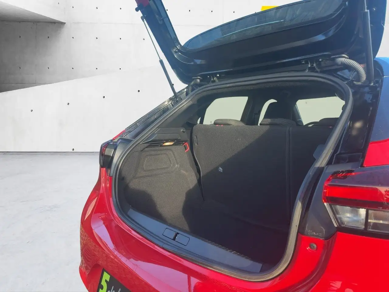 Opel Corsa F 1.2 Turbo YES Einparkhilfe Sitzheiz. LED — معرض صور السيارة 6