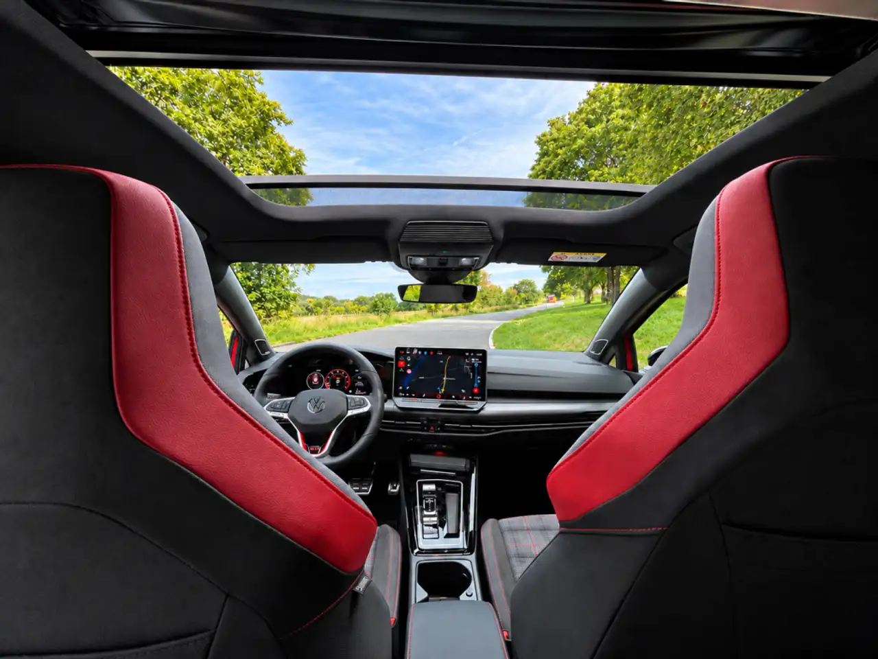 Volkswagen Golf GTI 2.0 TSI DSG 195kW — Galería del vehículo 9