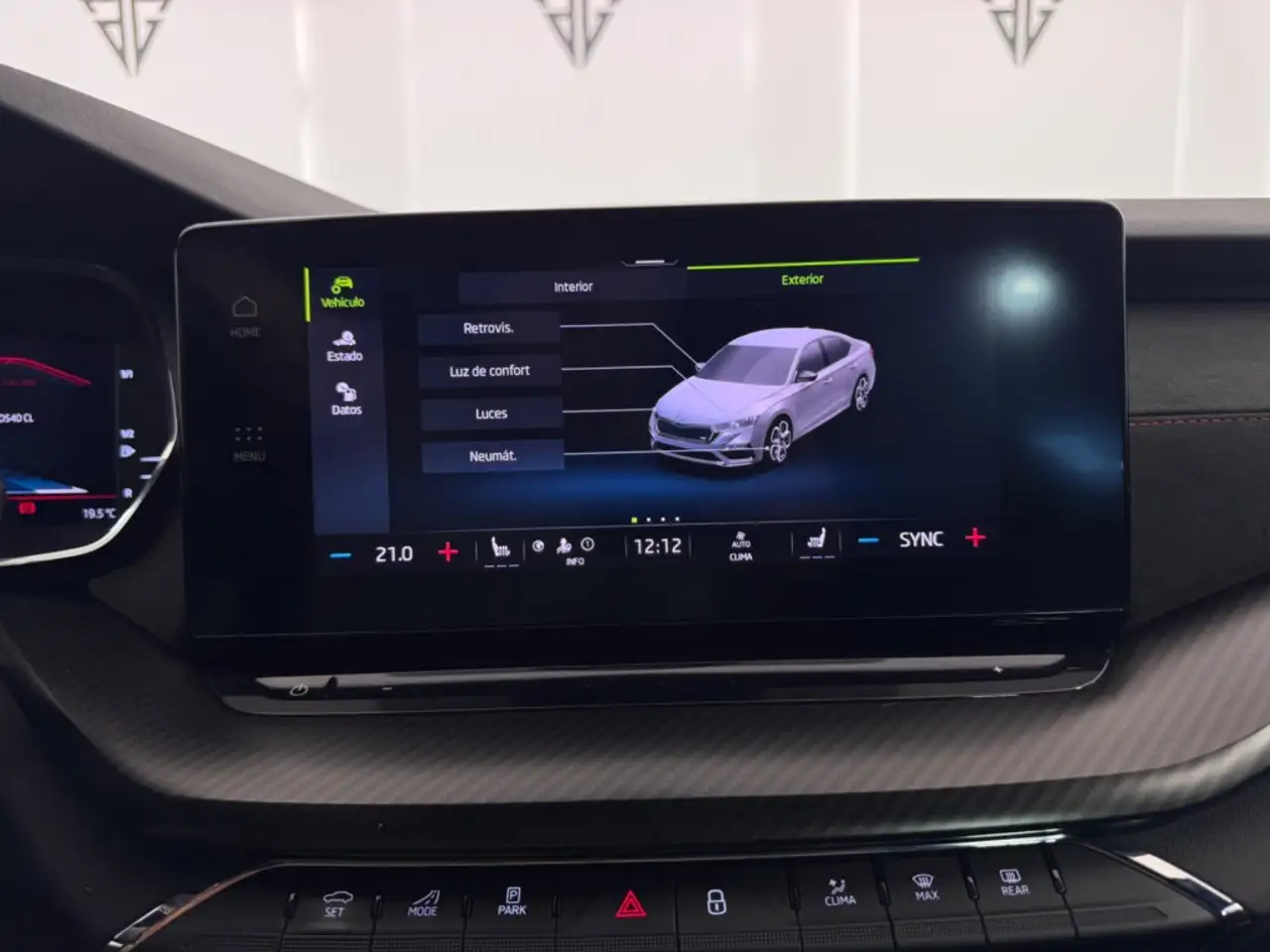 Skoda Octavia 2.0 TSI RS DSG — معرض صور السيارة 19