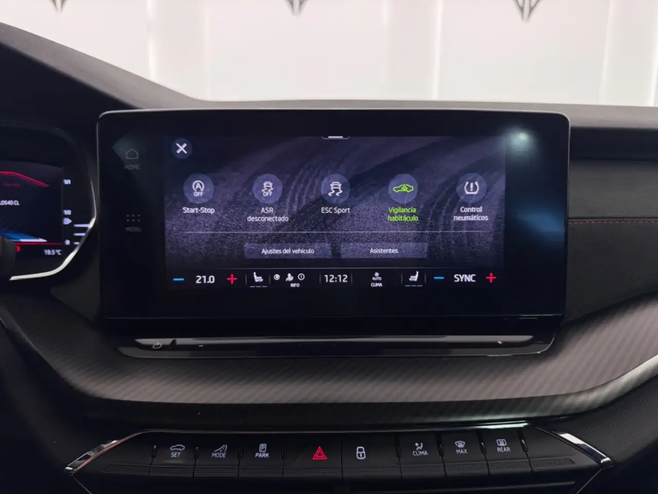 Skoda Octavia 2.0 TSI RS DSG — معرض صور السيارة 18