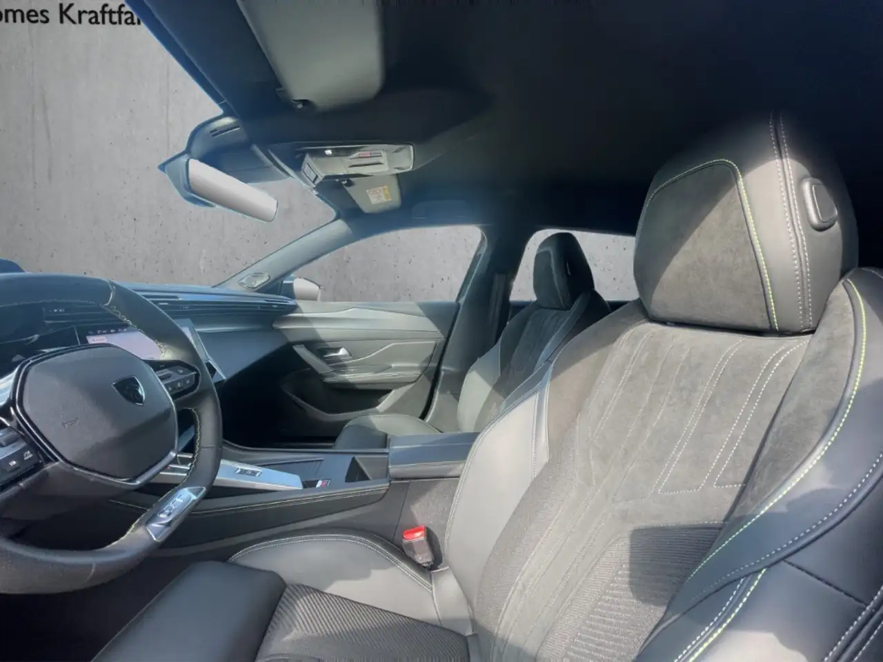 Peugeot 308 SW GT PT 130 EAT8 Navi Memory Sitze Soundsystem Ma — Galerie du véhicule 9
