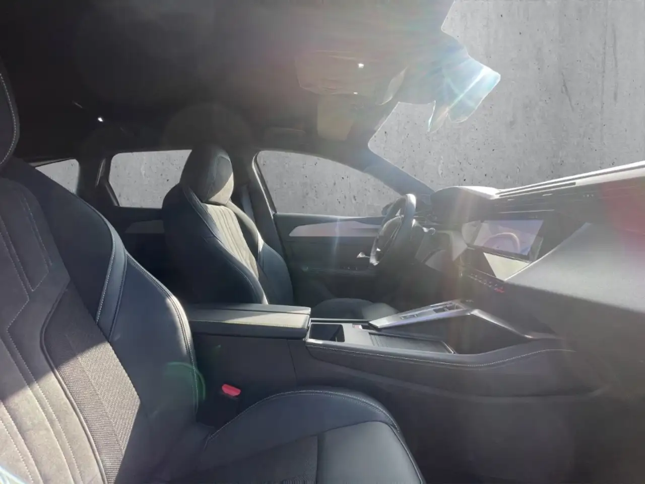 Peugeot 308 SW GT PT 130 EAT8 Navi Memory Sitze Soundsystem Ma — Galerie du véhicule 13