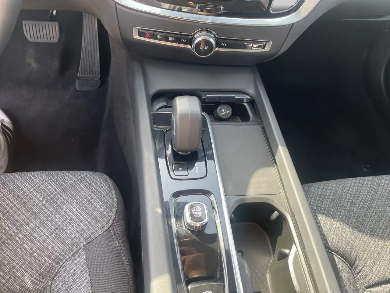 Volvo S60 Lim. Plus Dark LED*CAM*Navi*Shzg — معرض صور السيارة 13