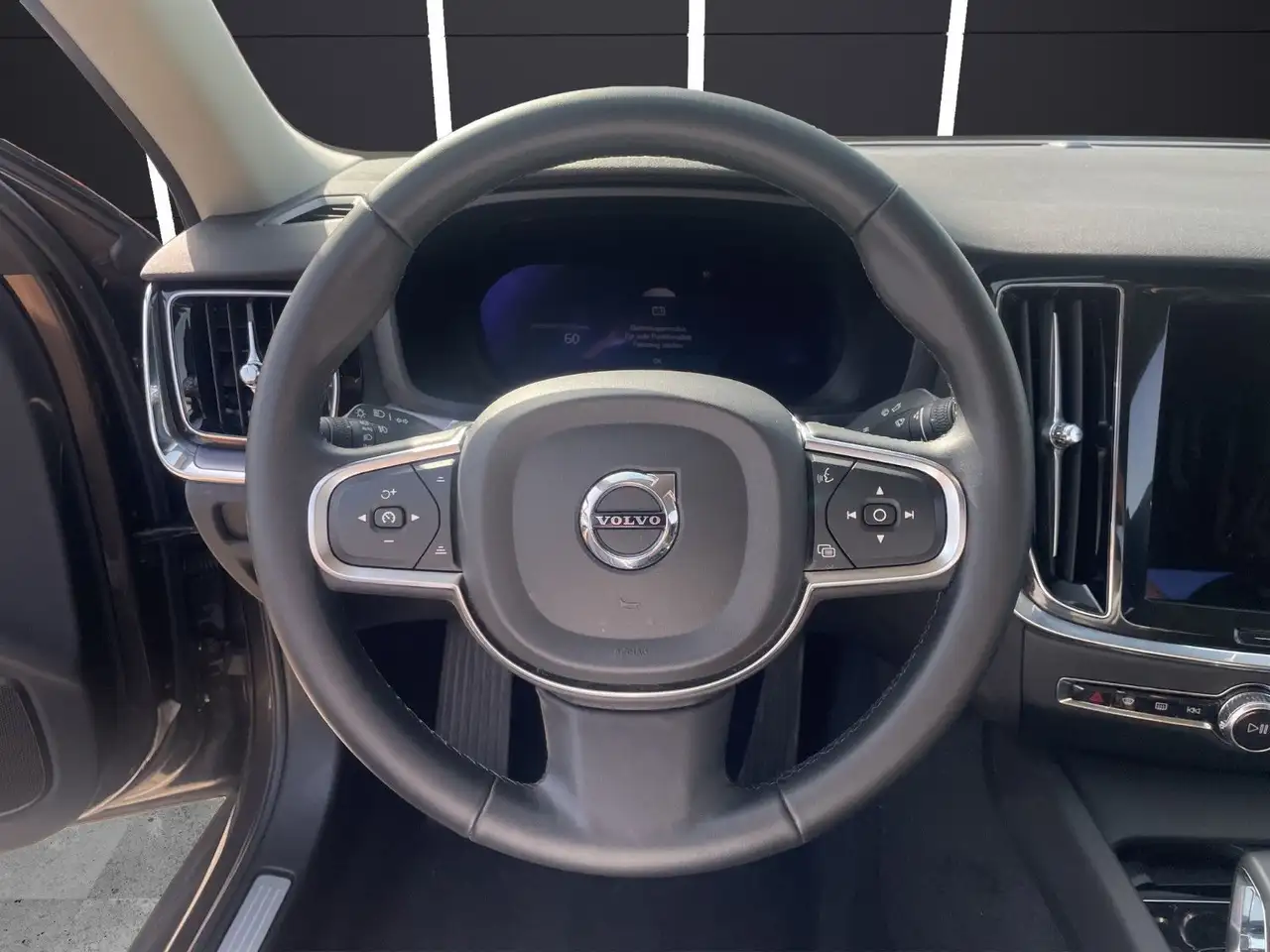 Volvo S60 Lim. Plus Dark LED*CAM*Navi*Shzg — معرض صور السيارة 11