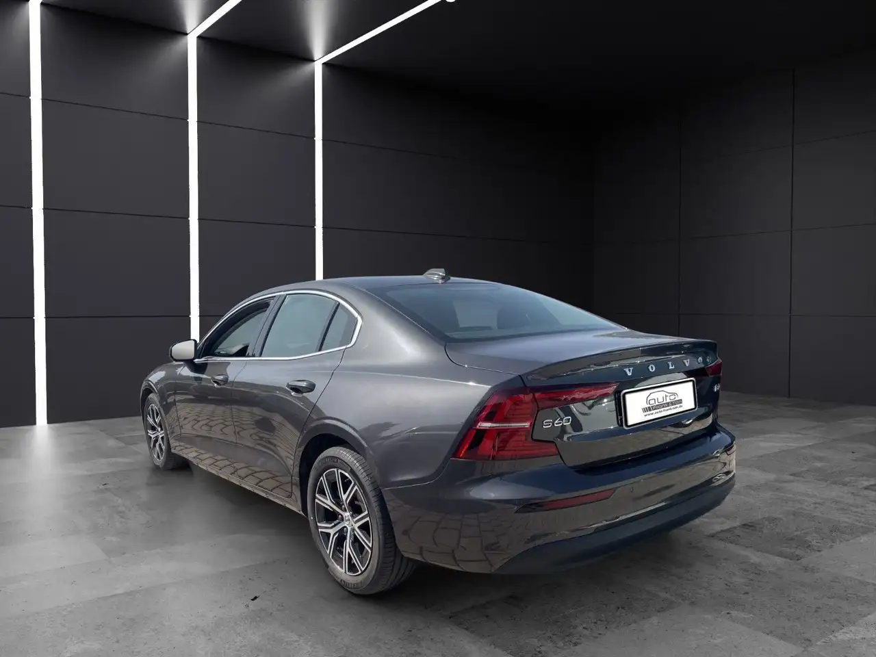 Volvo S60 Lim. Plus Dark LED*CAM*Navi*Shzg — معرض صور السيارة 4