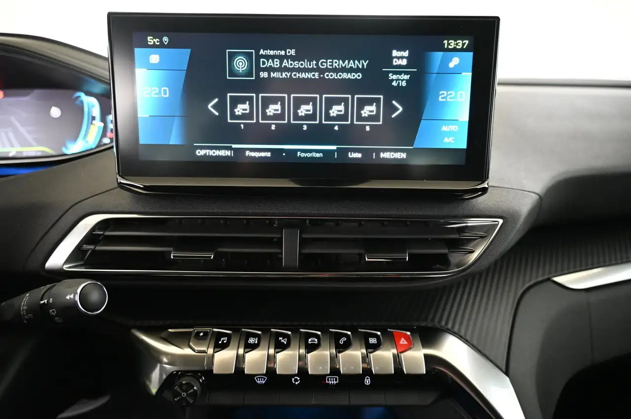 Peugeot 3008 1.6 180 PHEV e-EAT8 Allure-Pack LED/ACC/19 — Galería del vehículo 21