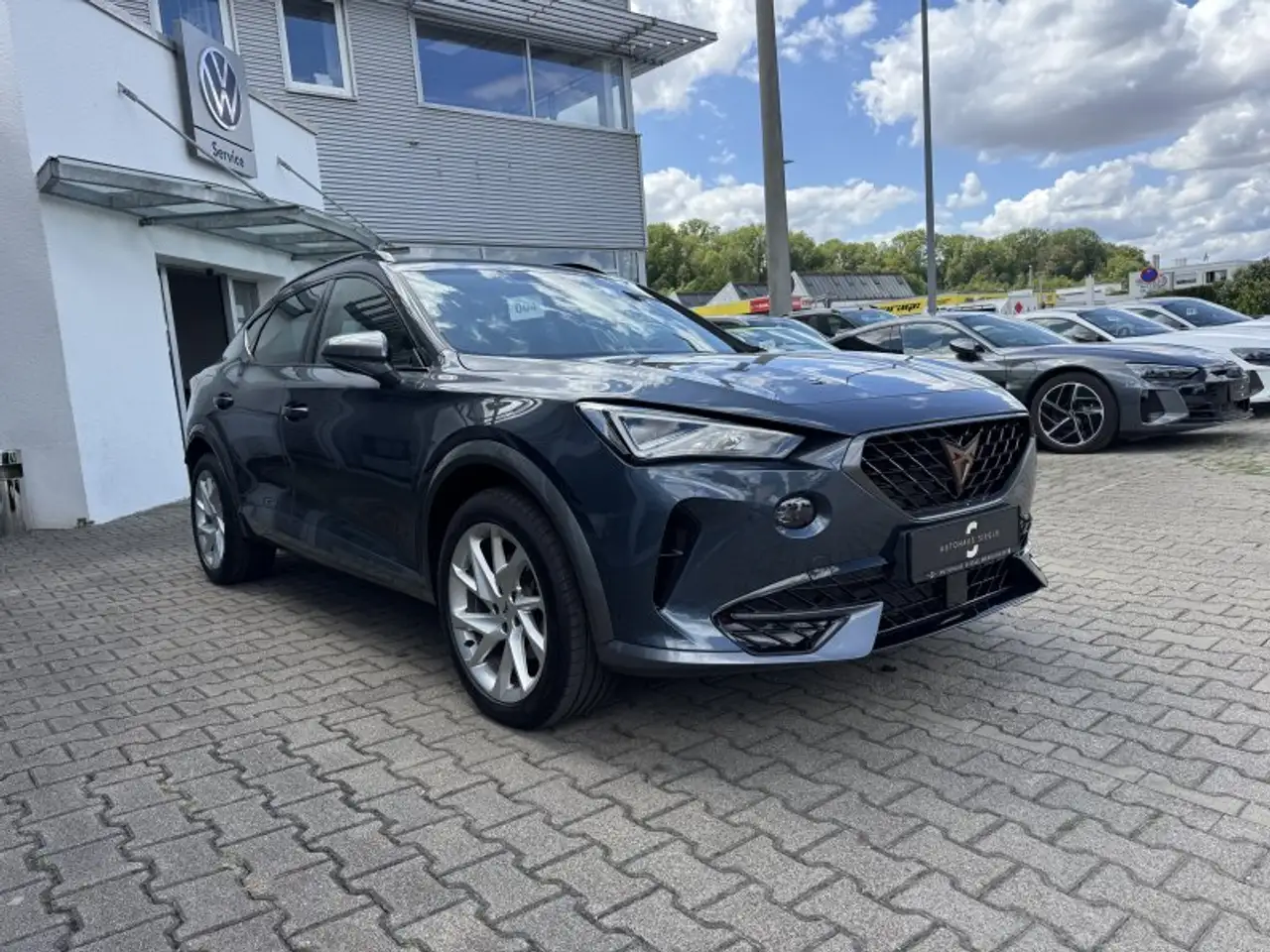 CUPRA Formentor 1.4 e-HYBRID Leder Navi Pano LED Memory ACC VC — معرض صور السيارة 3