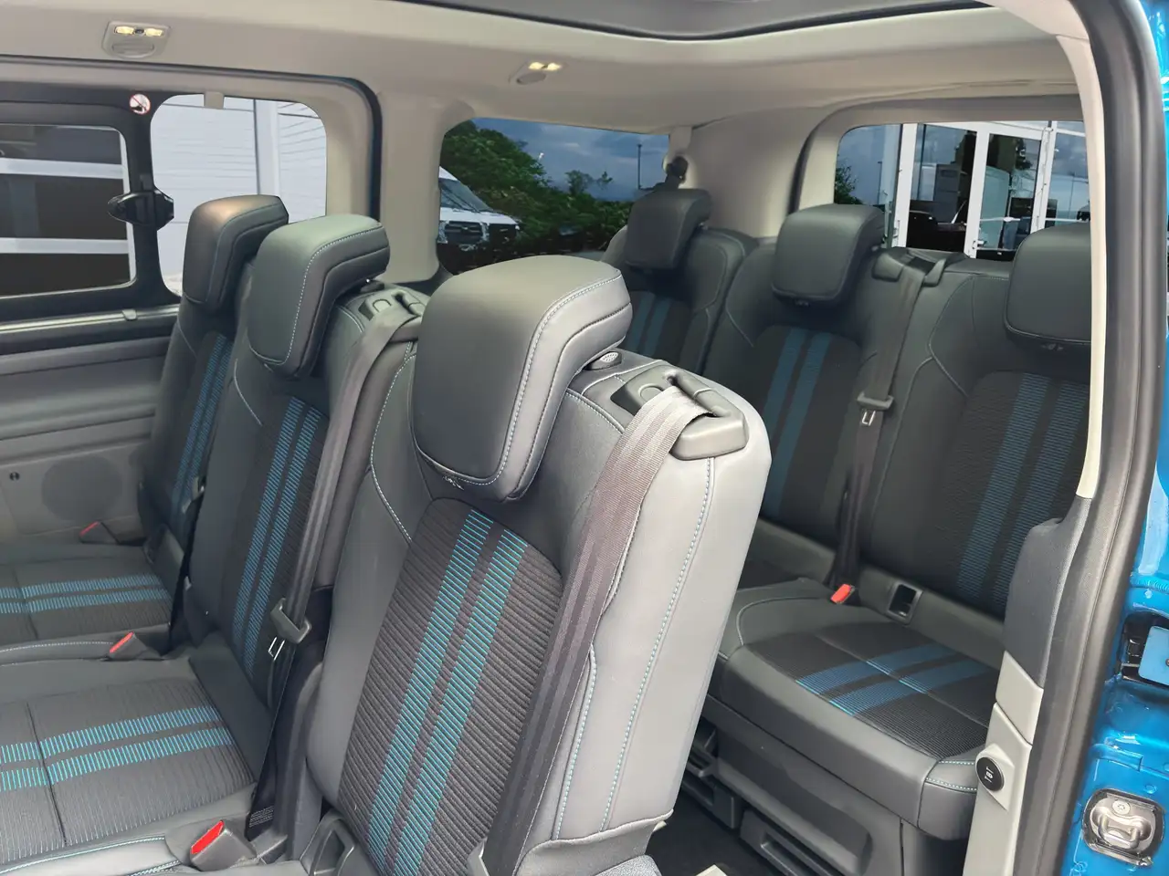Ford Tourneo Custom Elektro eMotor 340 L1 #Sport #RWD #sofort — Vehicle gallery 17