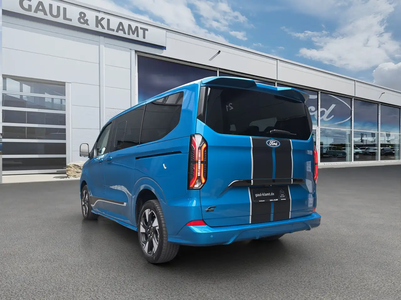 Ford Tourneo Custom Elektro eMotor 340 L1 #Sport #RWD #sofort — Vehicle gallery 3