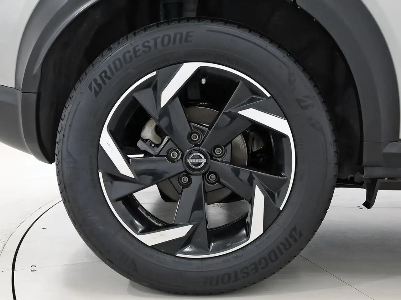 Nissan Juke 1.0 DIG-T N-Connecta 4x2 DCT 7 84kW — Galerie du véhicule 10