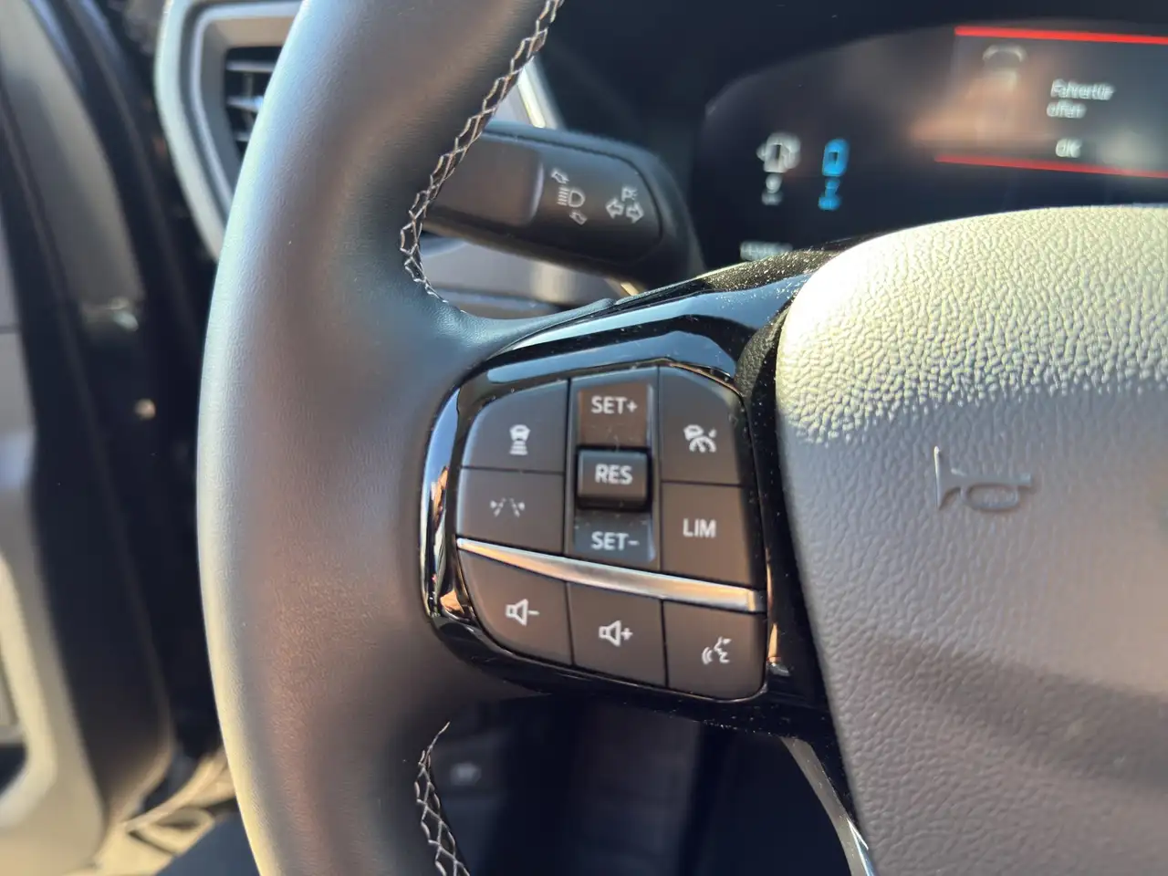 Ford Kuga Active X 2.5 Duratec PHEV *ACC*LED*NAVI* — معرض صور السيارة 27