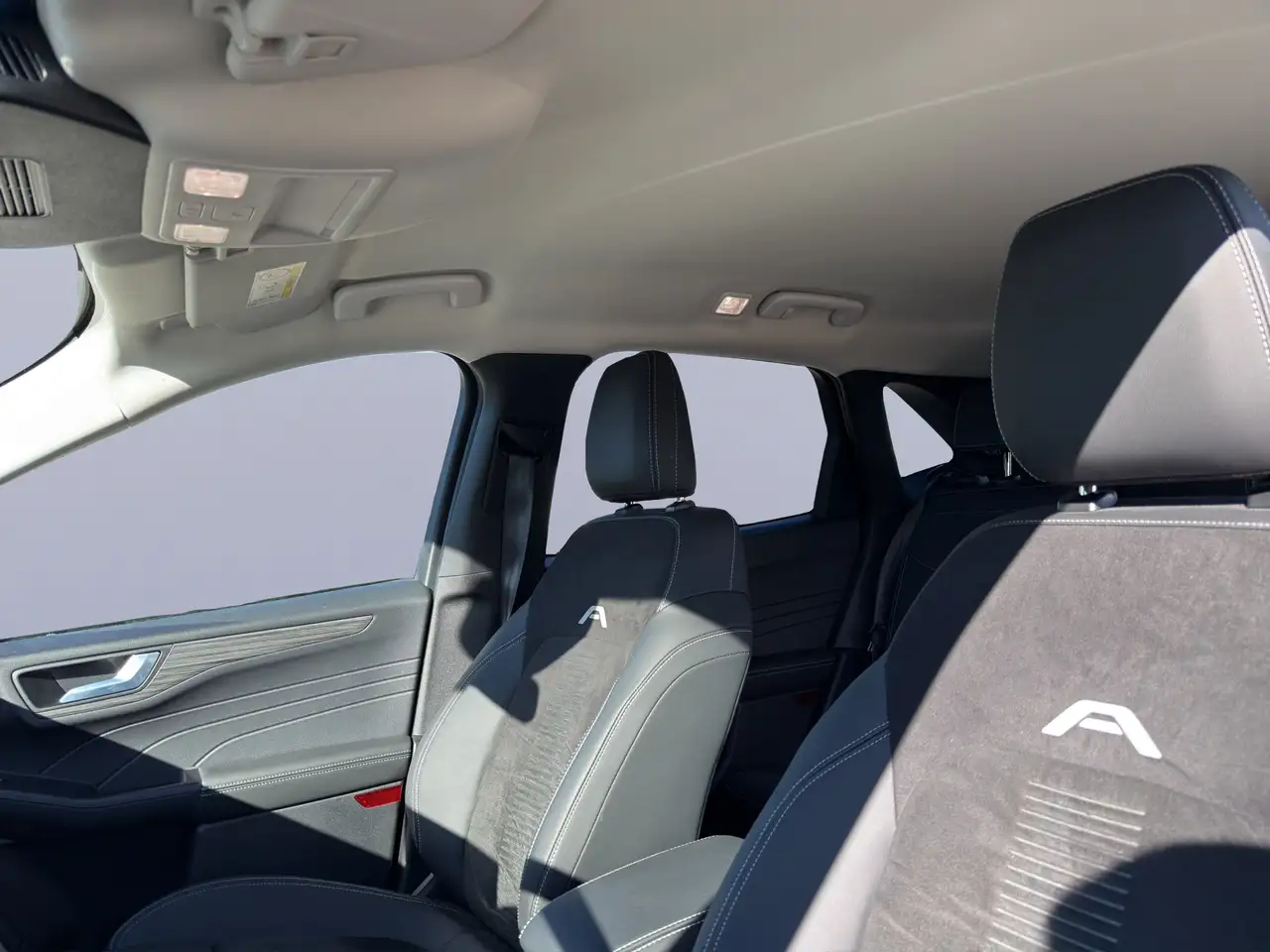 Ford Kuga Active X 2.5 Duratec PHEV *ACC*LED*NAVI* — معرض صور السيارة 17